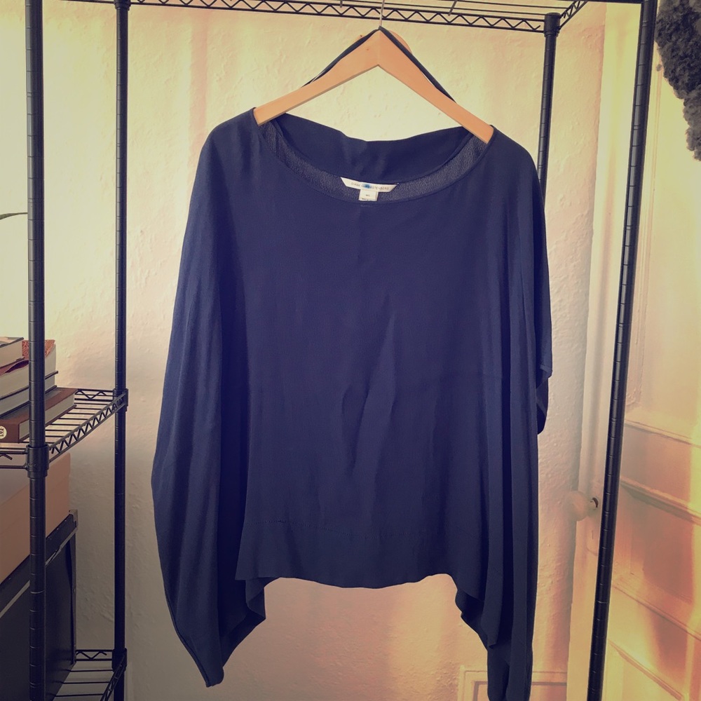Hanky-style DVF top with loose, flattering design